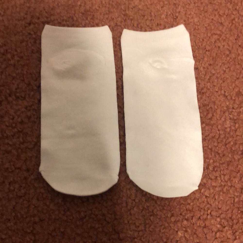 Kitty Socks 🧦 - Picture 4 of 6